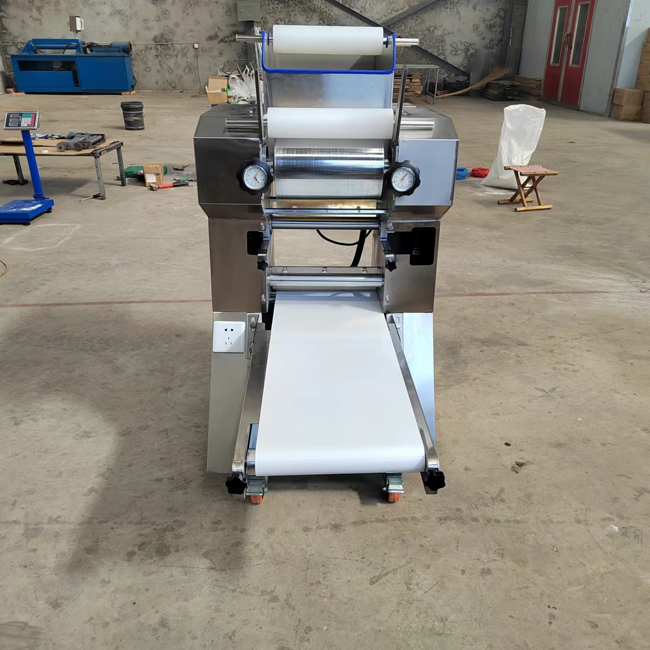 Japan Noodle making machine